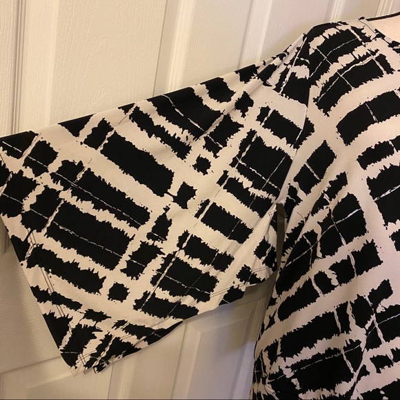 CHICO’S Black Plaid Metallic Drapey Blouson Top - Picture 6 of 11